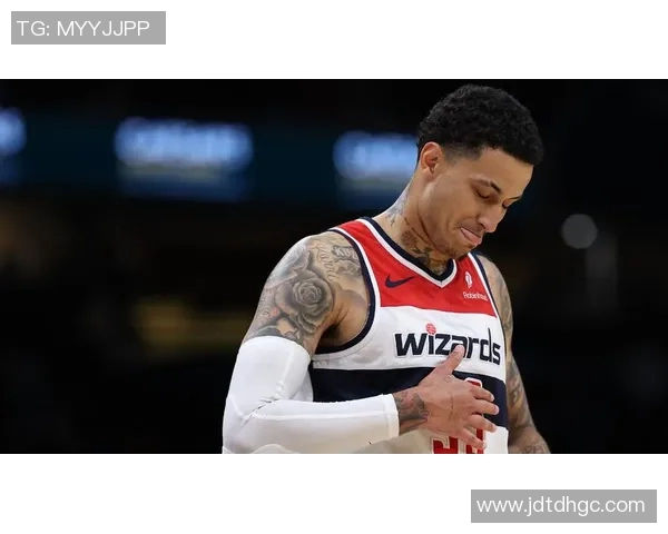 库兹马高效表现13投9中砍下22分末节独揽16分助队逆转取胜