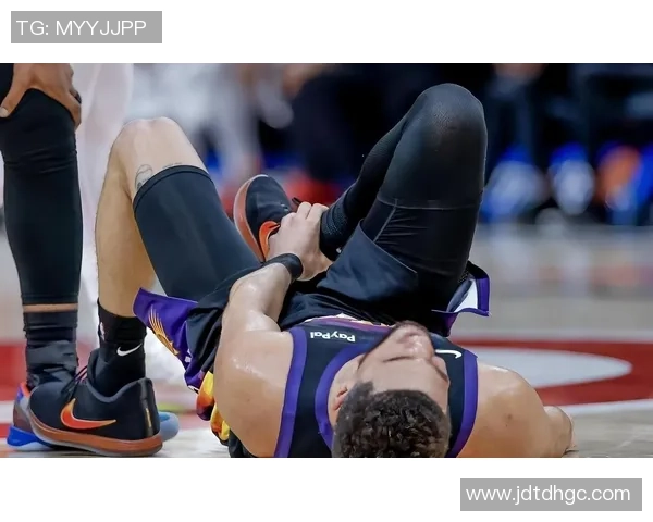 杰伦格林右腿筋拉伤恢复期预计4到6周后再评估情况